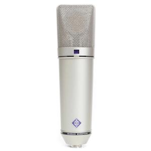 Qual è il tipo più comune di microfono? (con esempi) 6 Il Neumann U87 è un microfono da studio standard del settore.
