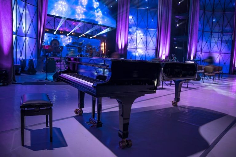 Los mejores micrófonos para piano de cola